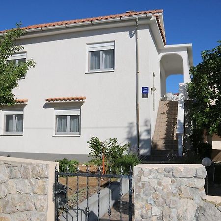 Apartments Nadenic Šilo Eksteriør bilde